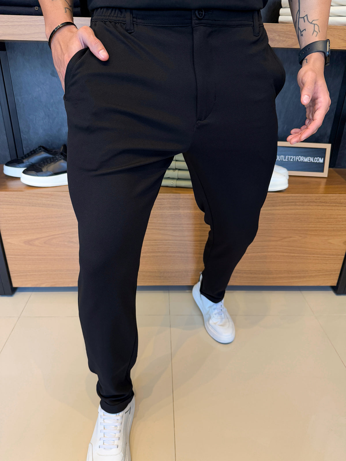 Calça Alfaiataria Mônaco Barra Italiana - Preta