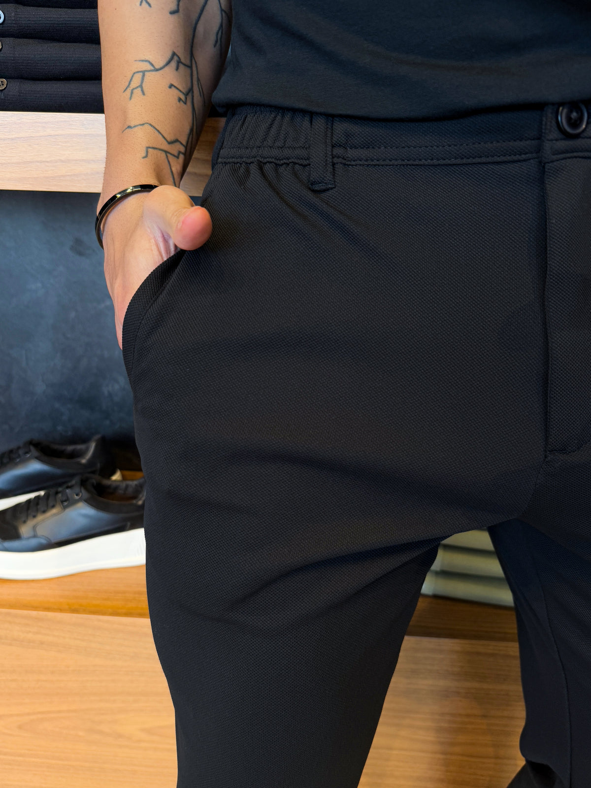 Calça Alfaiataria Mônaco Barra Italiana - Preta