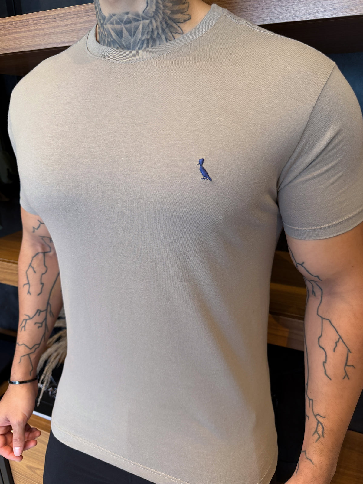 Camiseta Reserva Logo Peito Marinho - Cinza Lua
