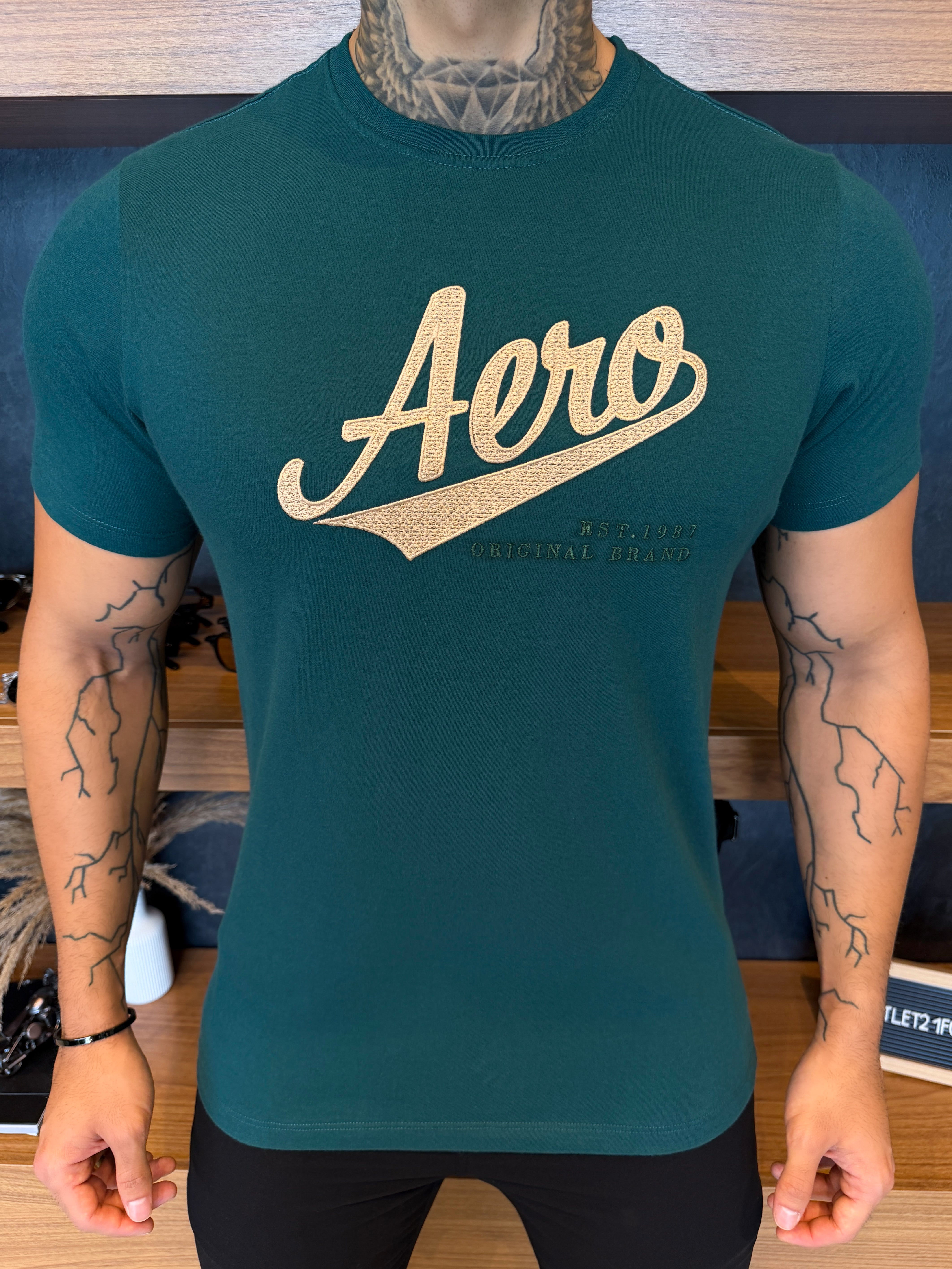 Camiseta Aeropostale Escrita Bordada - Verde Ref: 0115