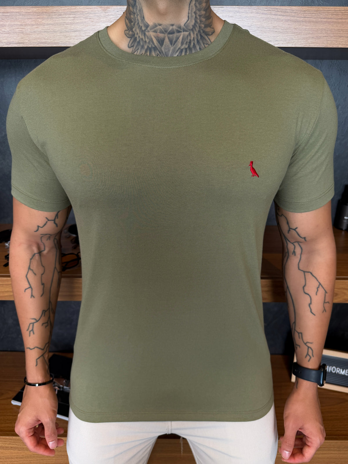 Camiseta Reserva Logo Peito Vermelho - Militar