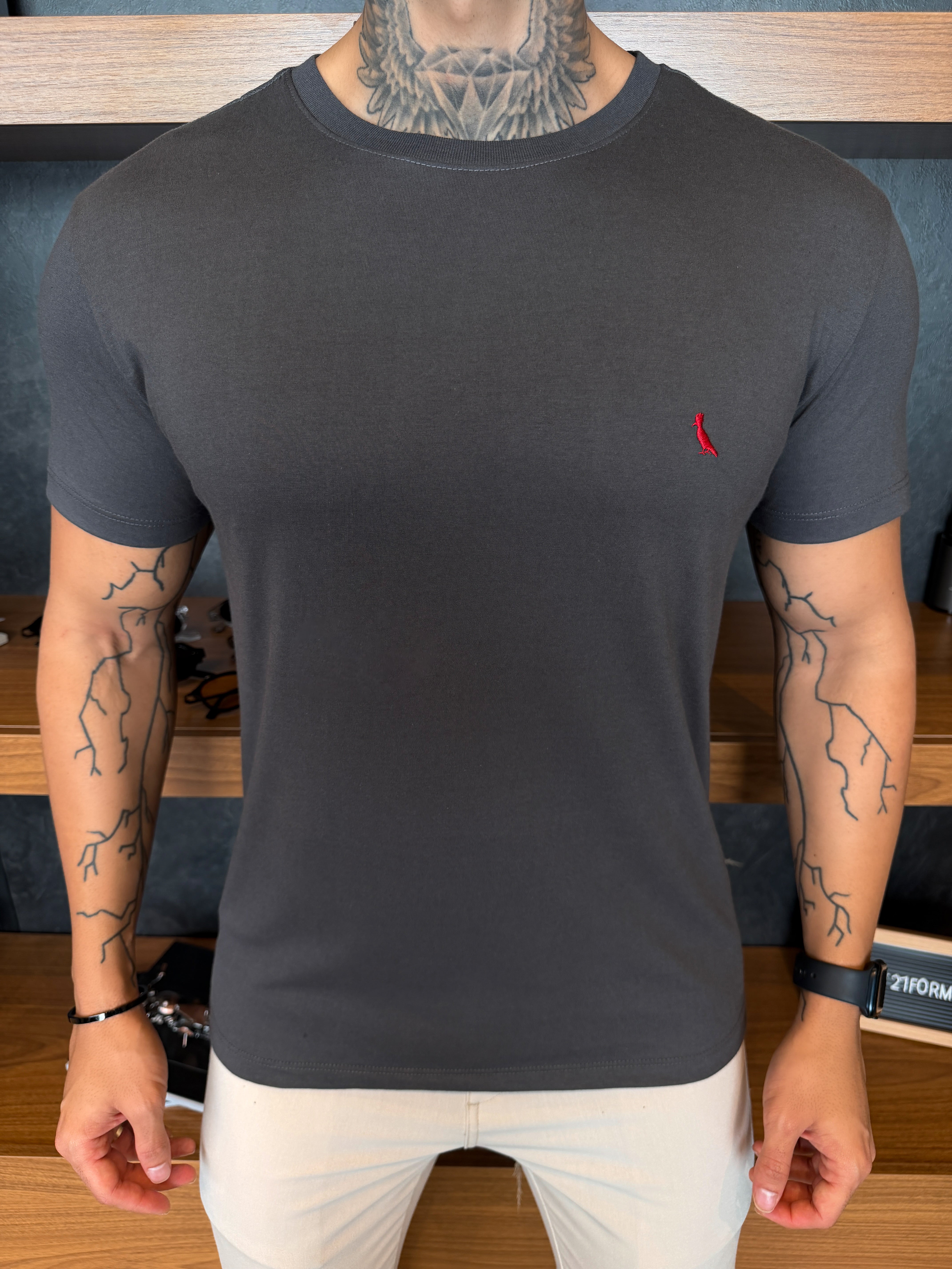 Camiseta Reserva Logo Peito Vermelho - Cinza