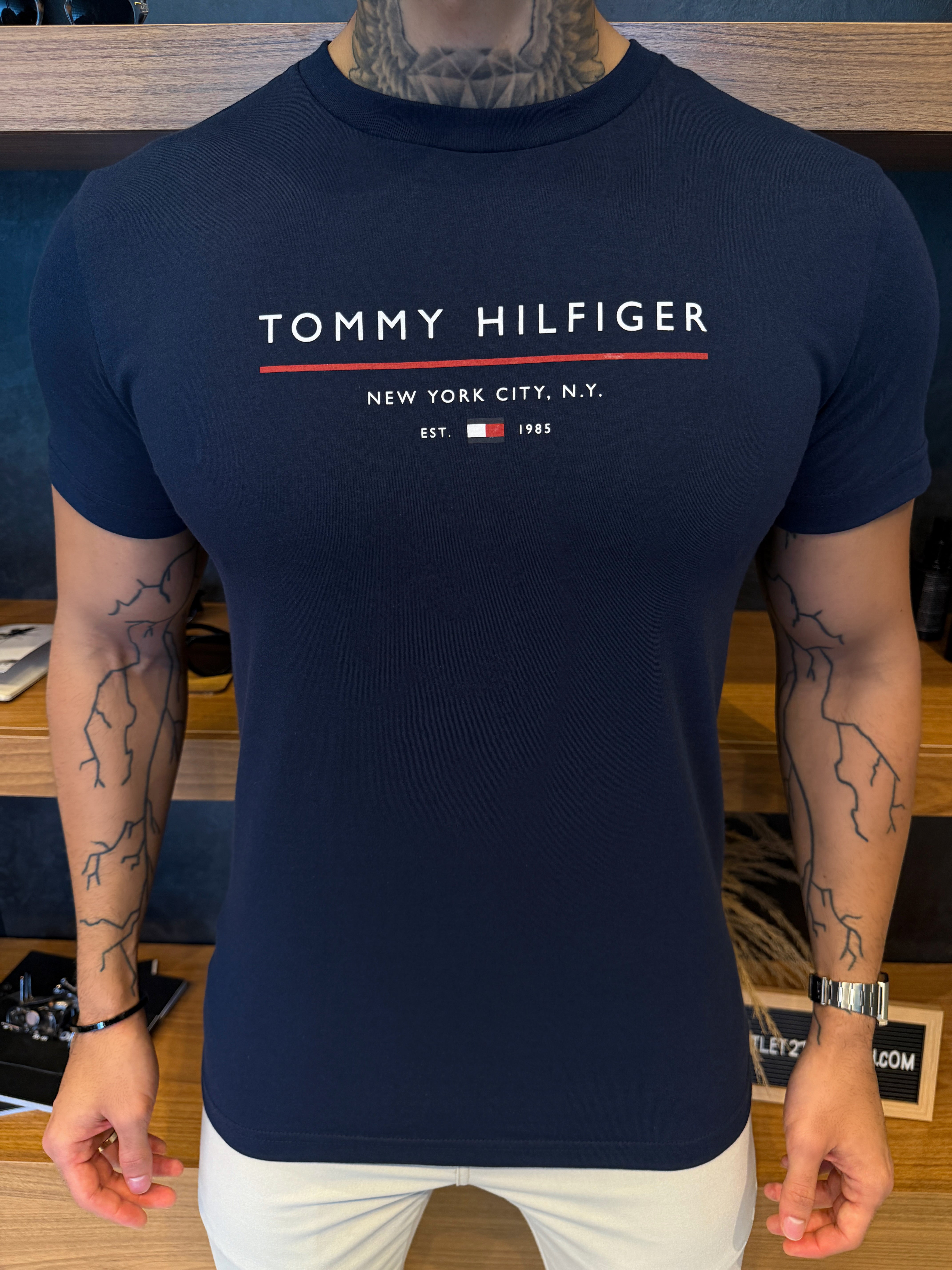 Camiseta Tommy Hilfiger New York City - Marinho