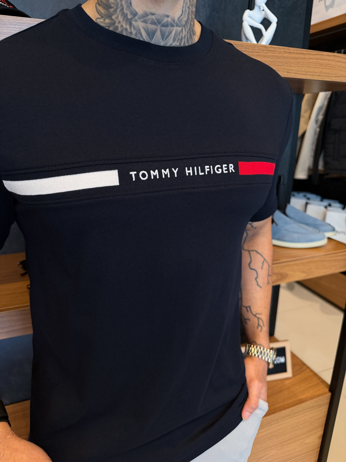 Camiseta Tommy Hilfiger Faixa Colors Regular Fit - Marinho