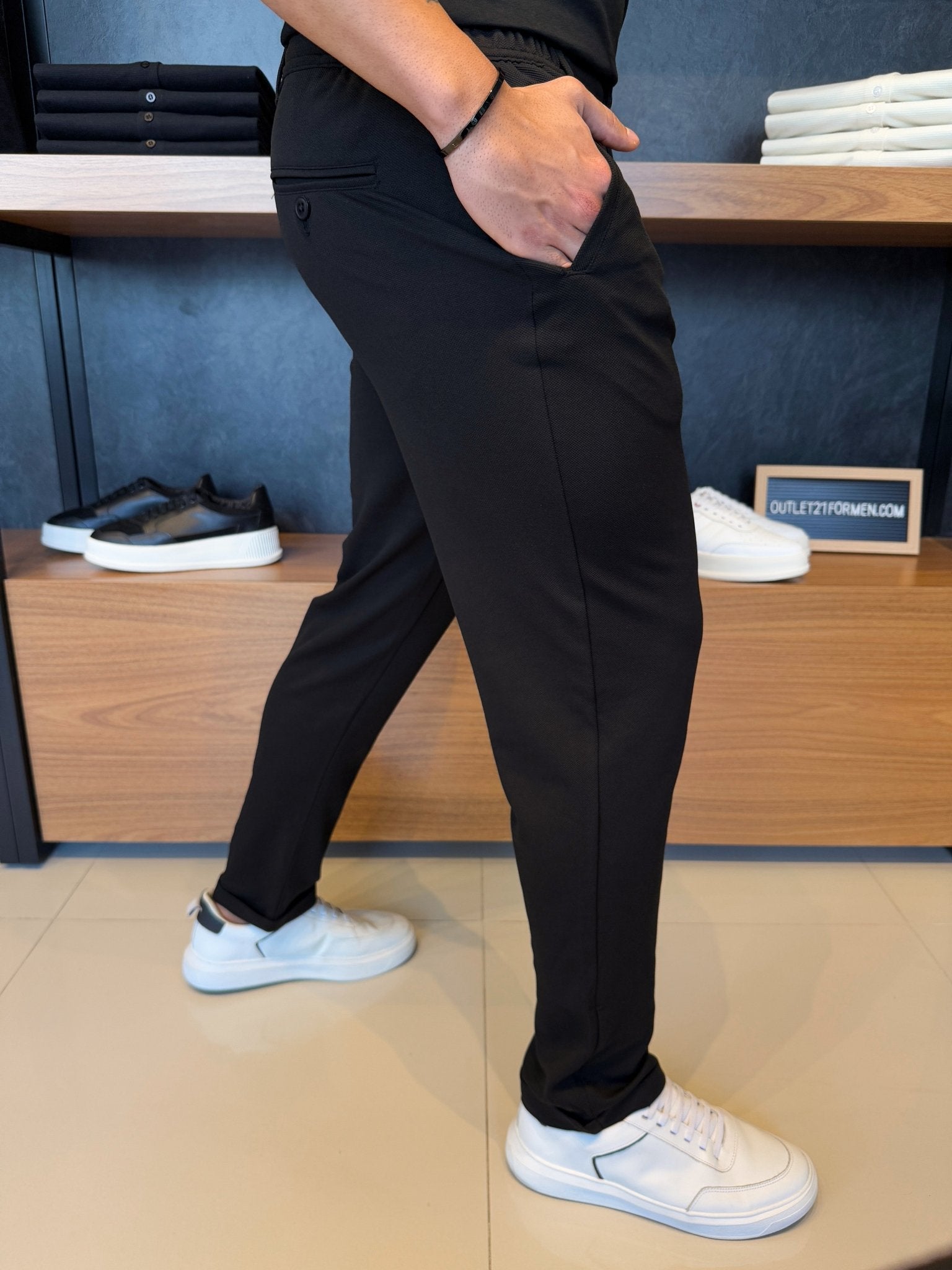 Calça Alfaiataria Mônaco Barra Italiana - Preta