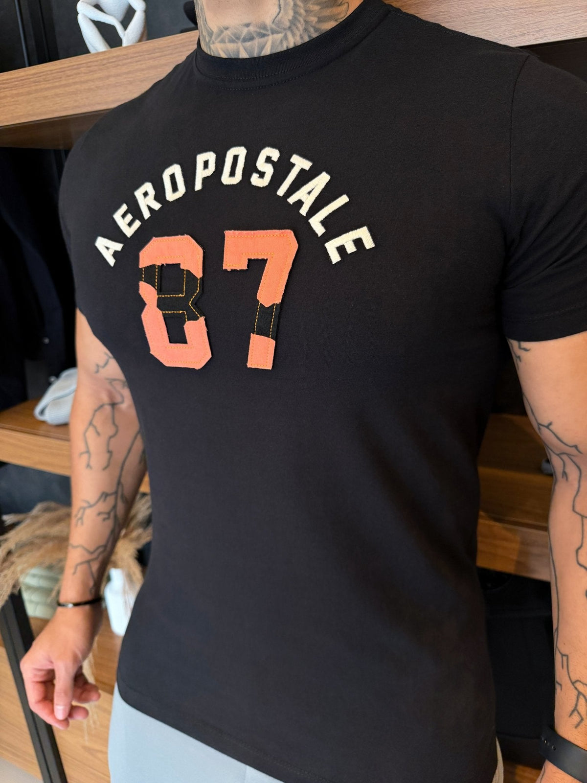 Camiseta Aeropostale 87' - Preta Ref: 0164