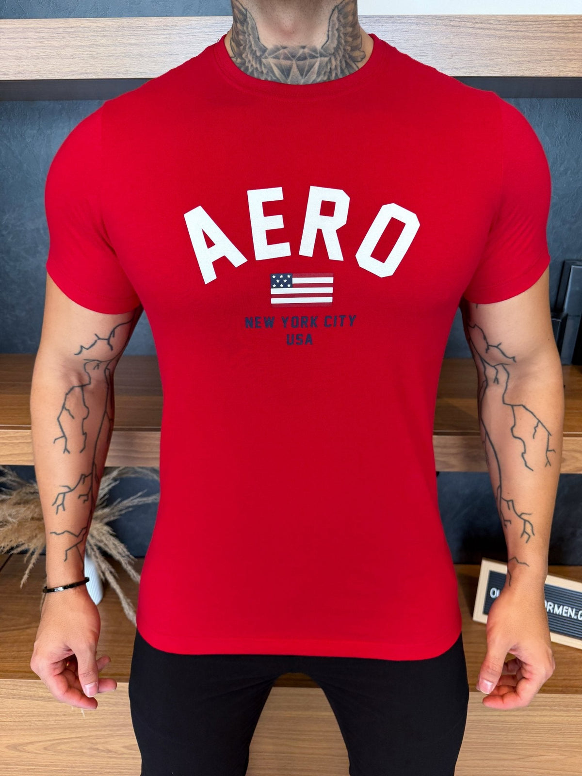 Camiseta Aeropostale Bandeira Central - Vermelha Ref: 0108