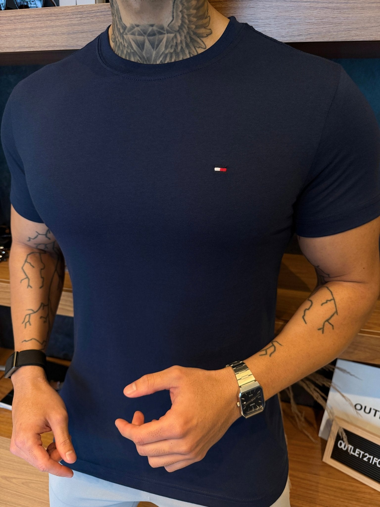 Camiseta Tommy Hilfiger Essential Regular Fit - Marinho