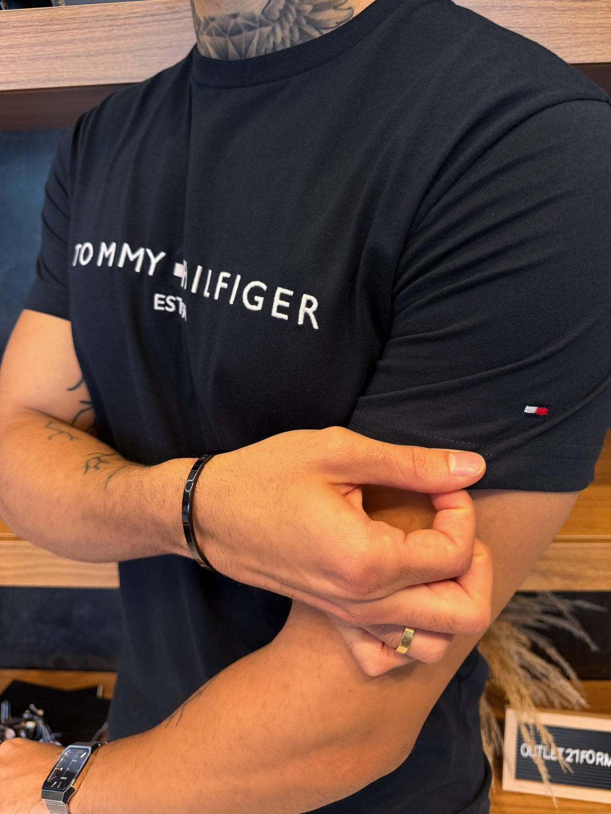 Camiseta Tommy Hilfiger Est 1985 - Marinho