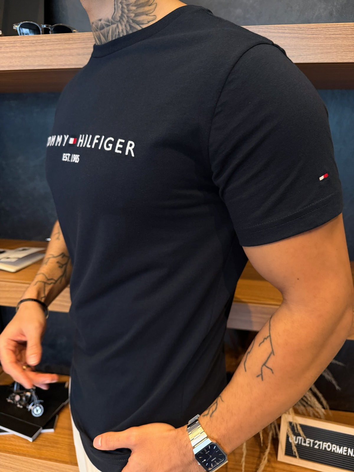 Camiseta Tommy Hilfiger Est 1985 - Marinho