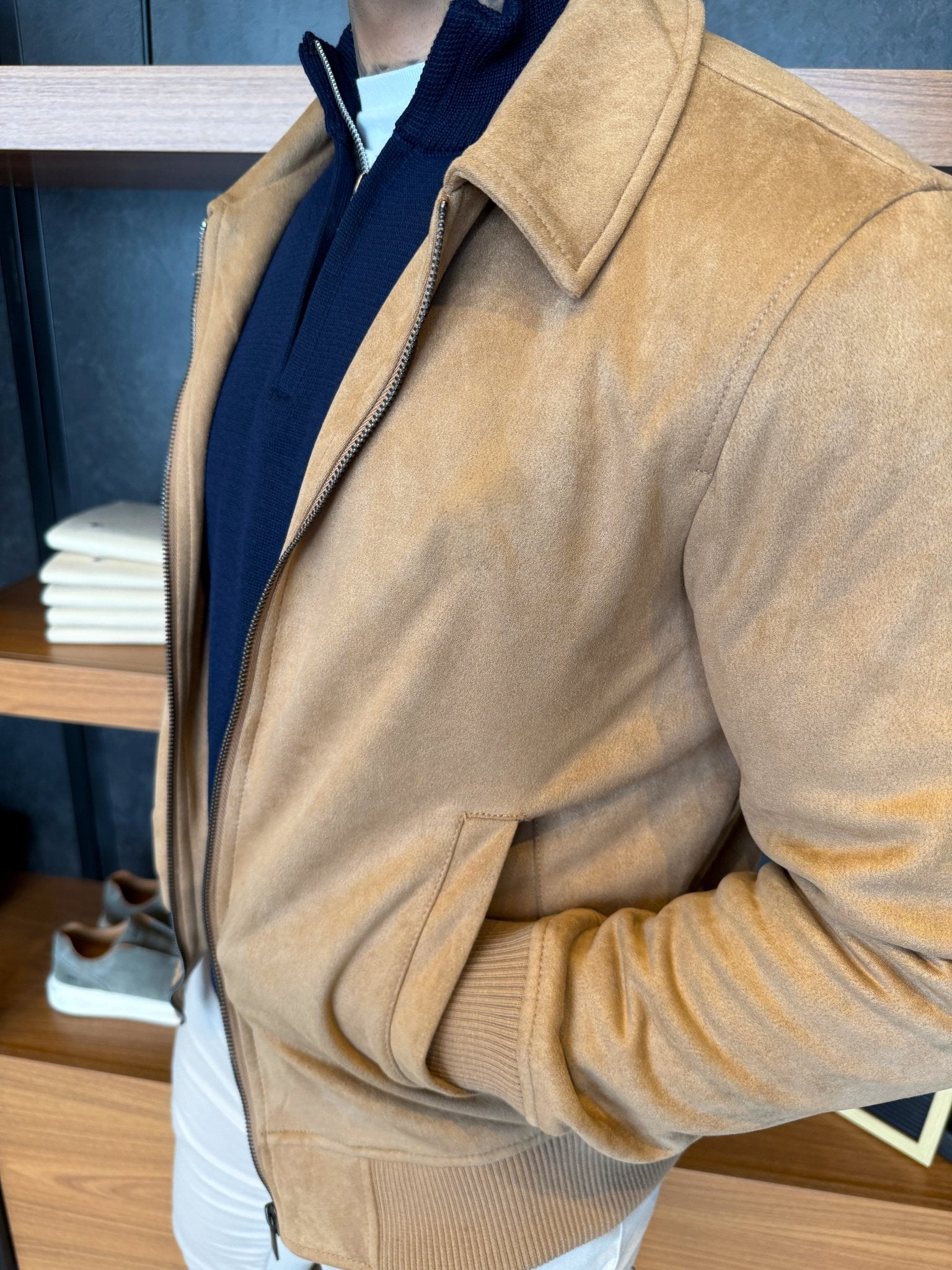 Jaqueta Sienna Suede Bege Gola Lapela