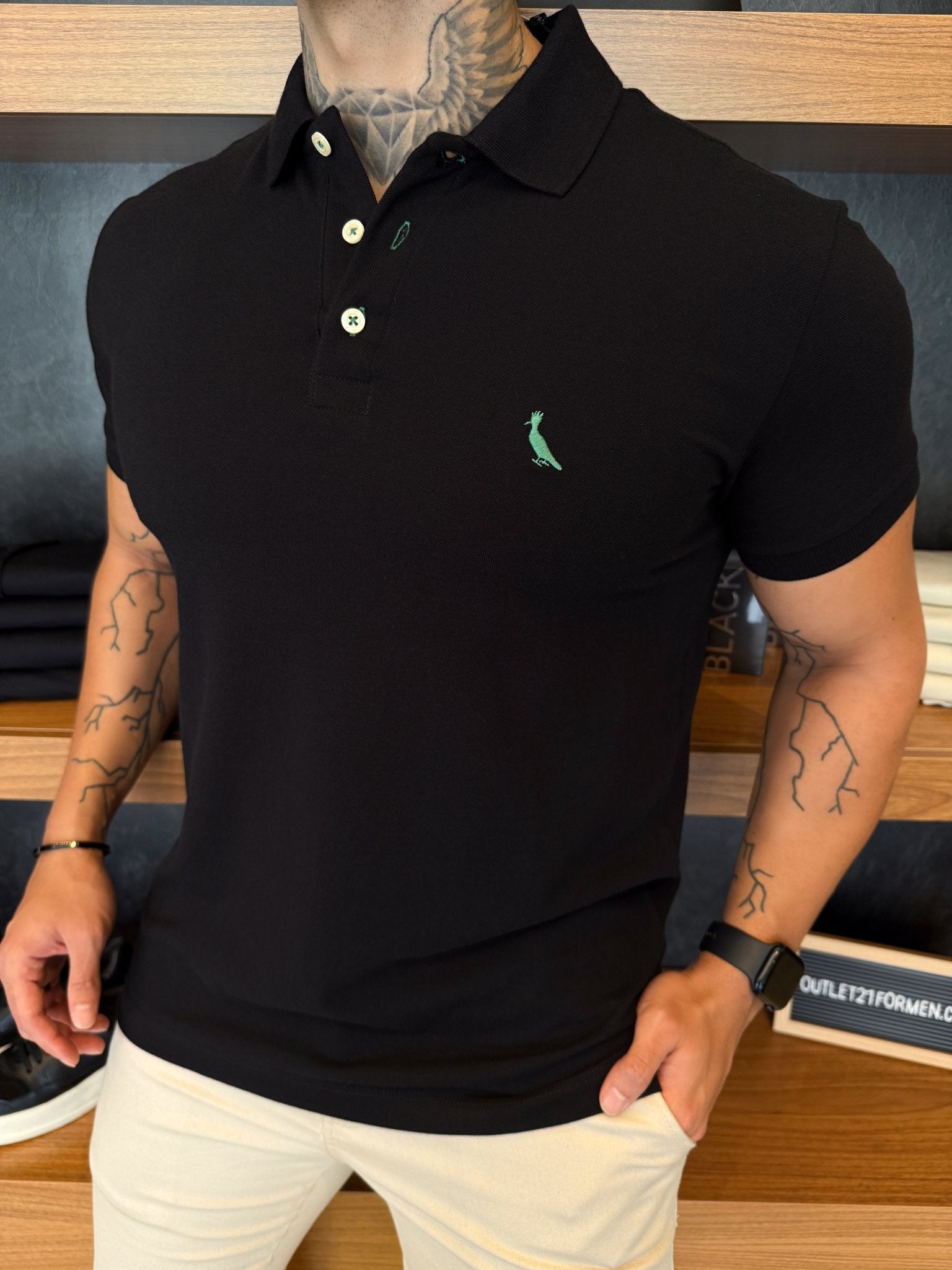 Polo Reserva Logo Peito Verde - Preta