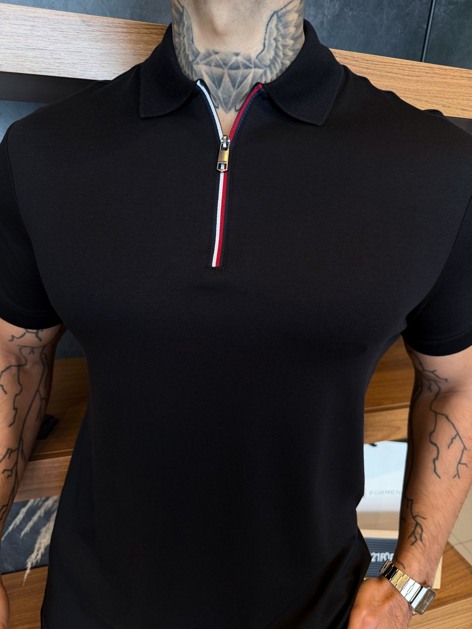 Polo Tommy Hilfiger Exclusive Liquid Zip - Preta