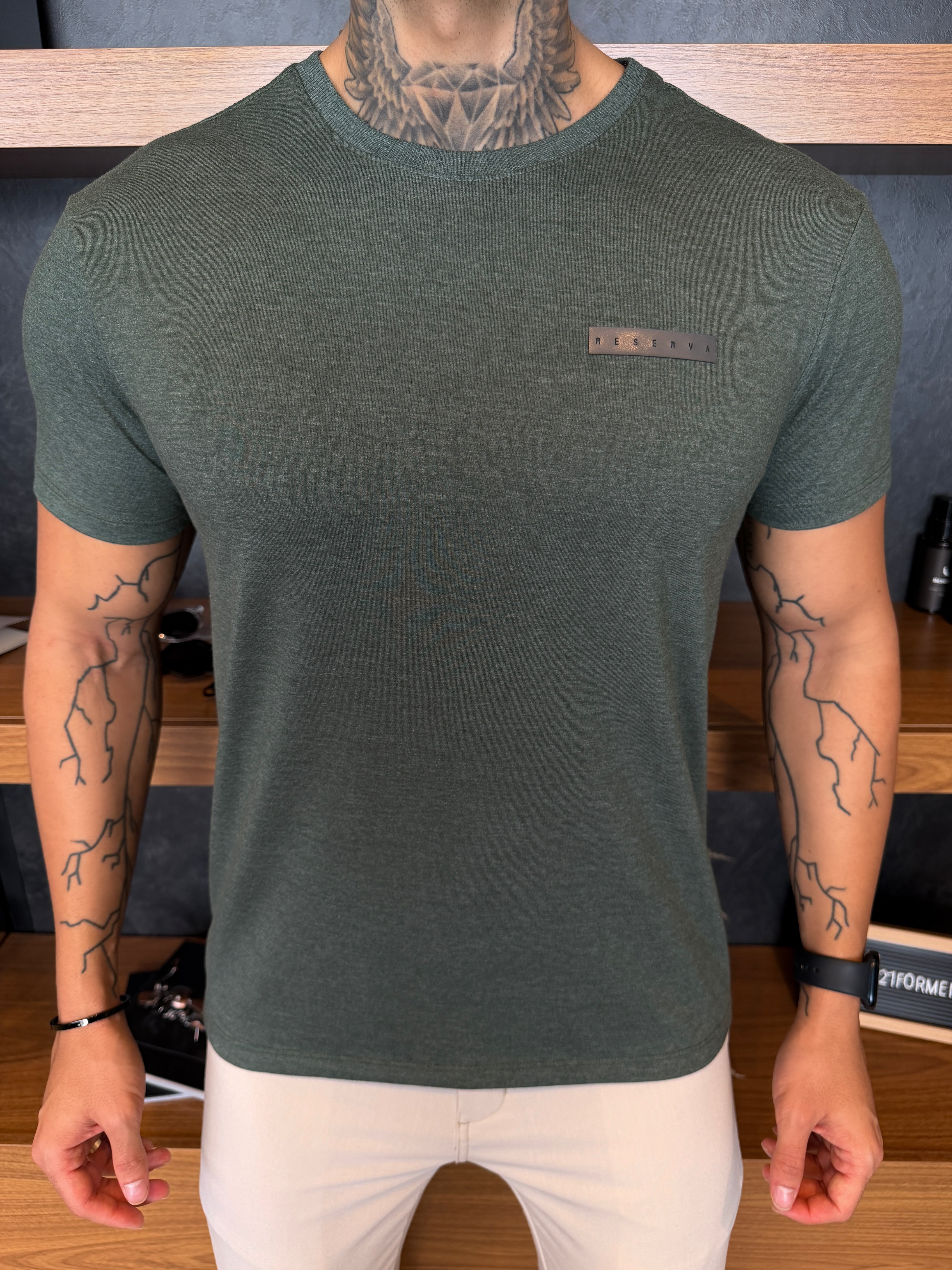 Camiseta Reserva Logo Peito Retangulo - Militar