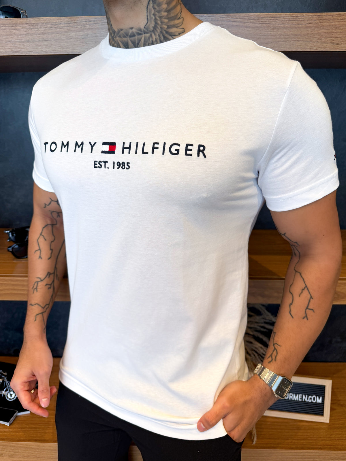Camiseta Tommy Hilfiger Est 1985 - Branca