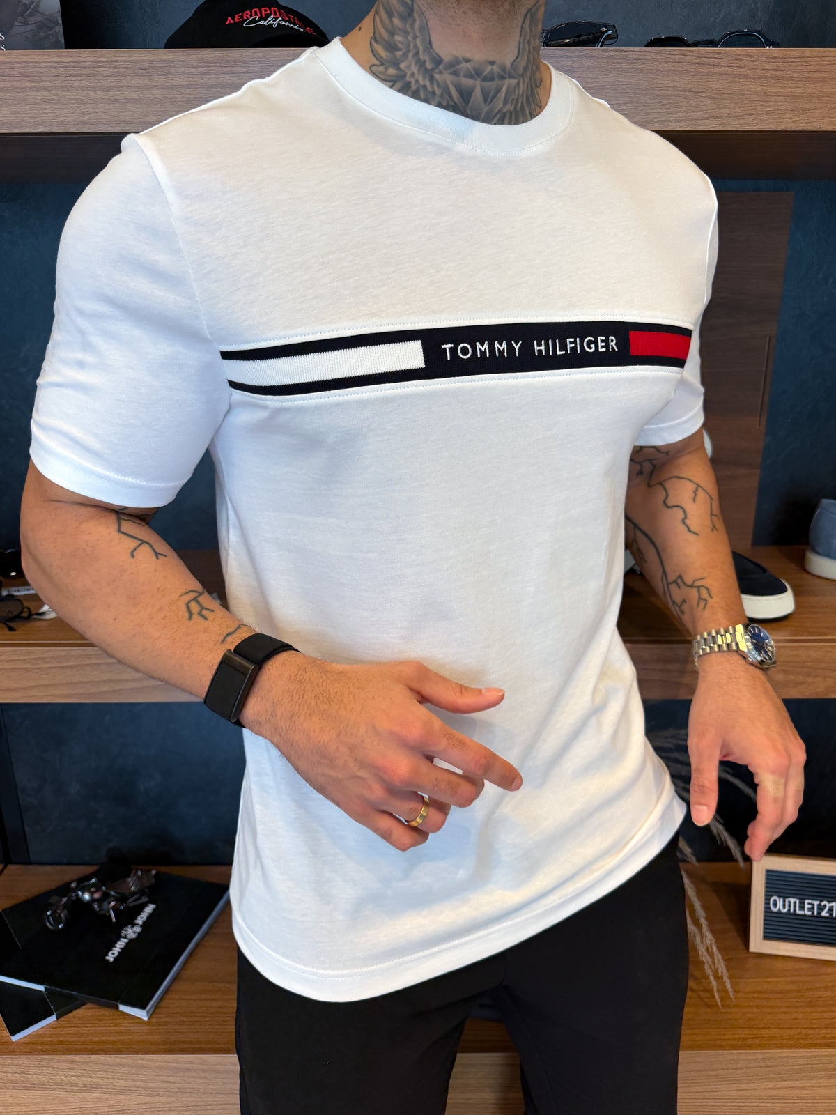 Camiseta Tommy Hilfiger Faixa Colors Regular Fit - Branca
