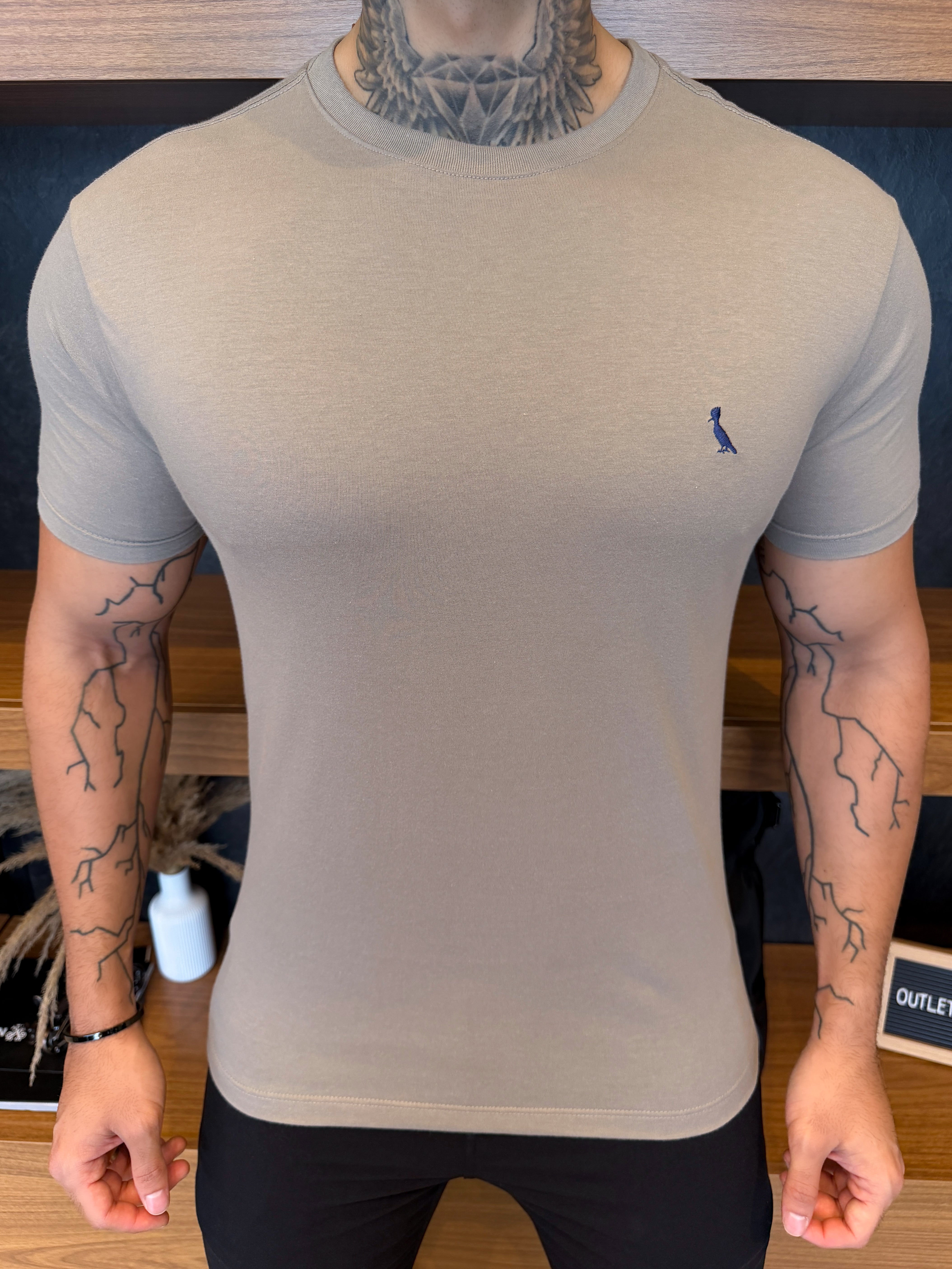Camiseta Reserva Logo Peito Marinho - Cinza Lua