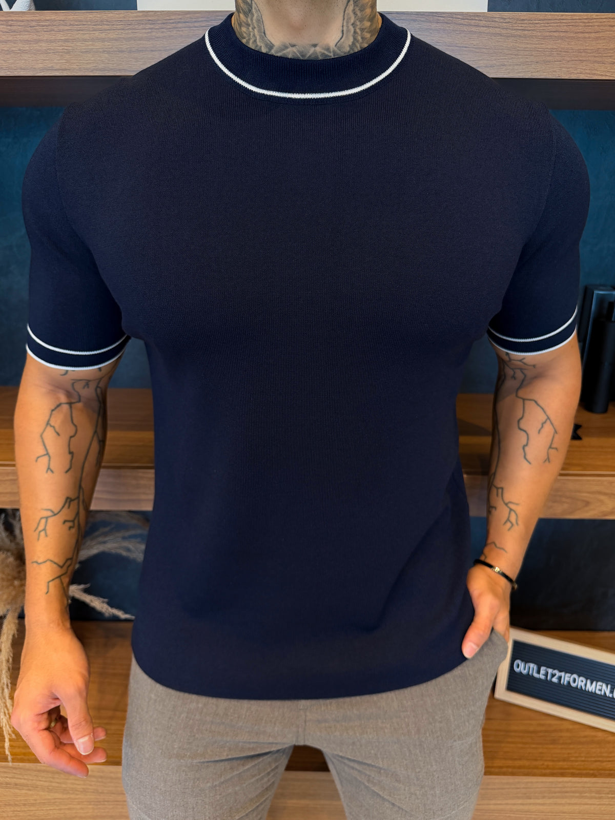 Camiseta Milano Tricot Detalhe Gola e Manga  - Marinho