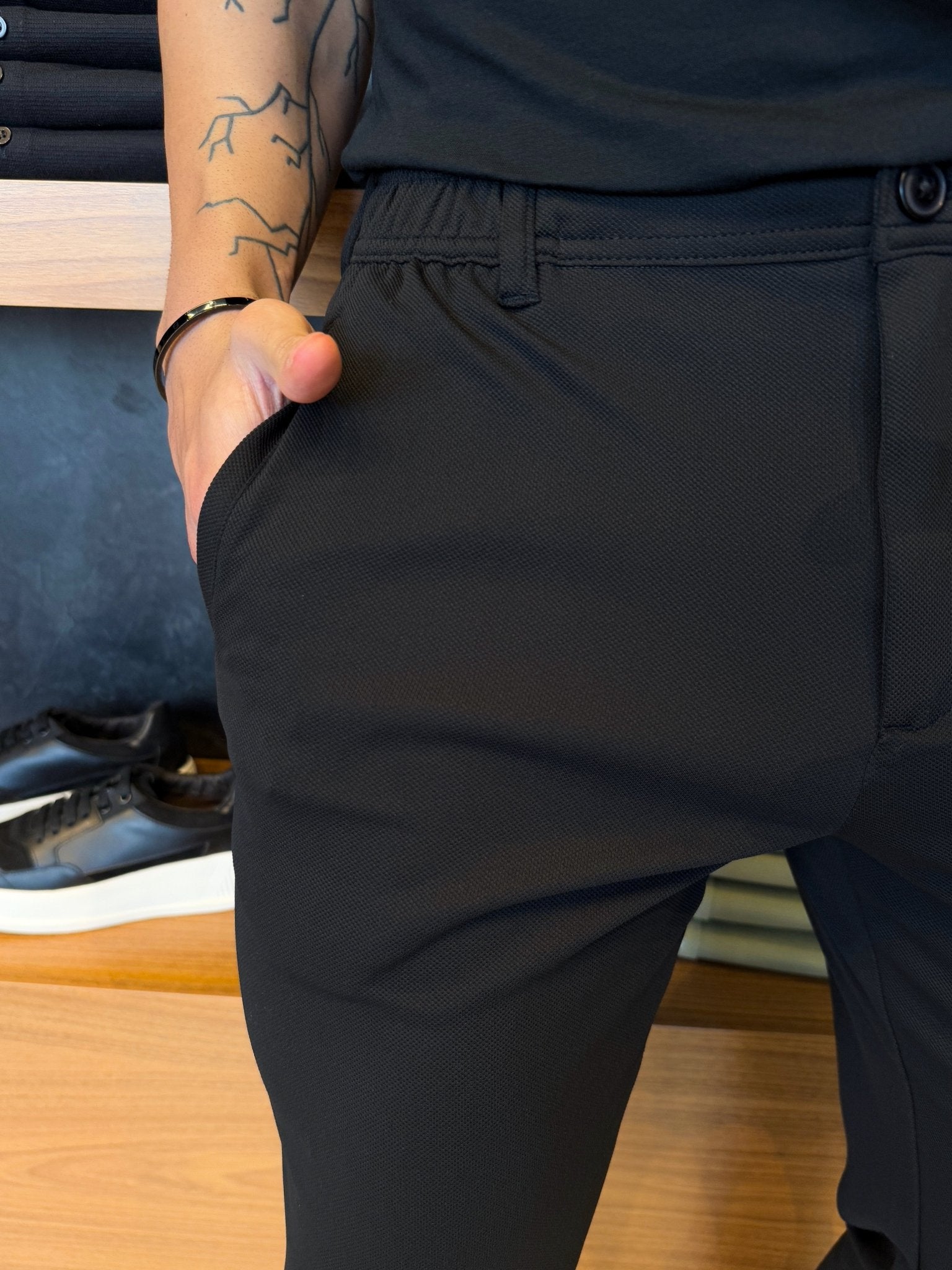 Calça Alfaiataria Mônaco Barra Italiana - Preta