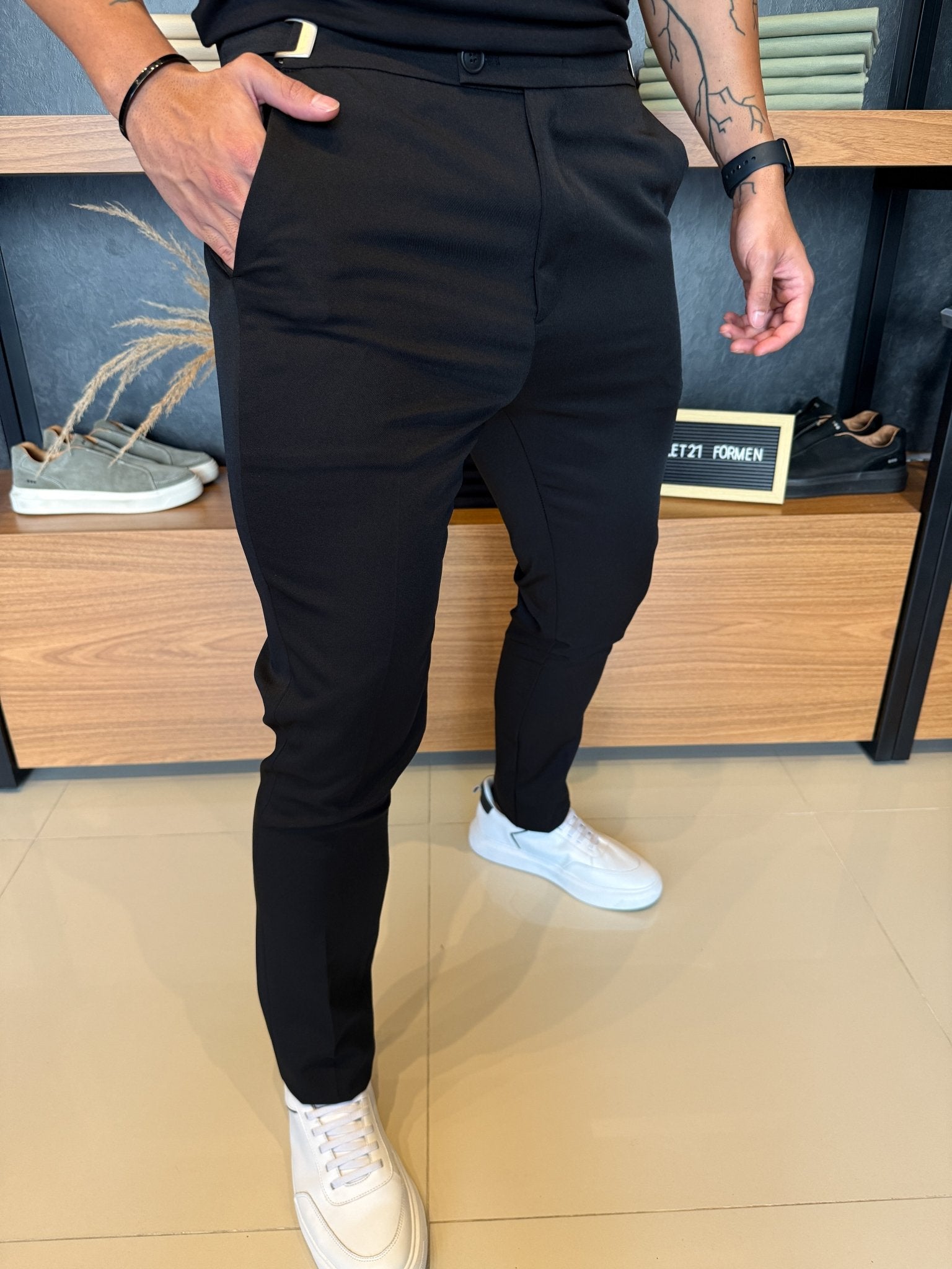 Calça Italiana Alfaitaria Preta C/ Ajuste Fivela Lateral