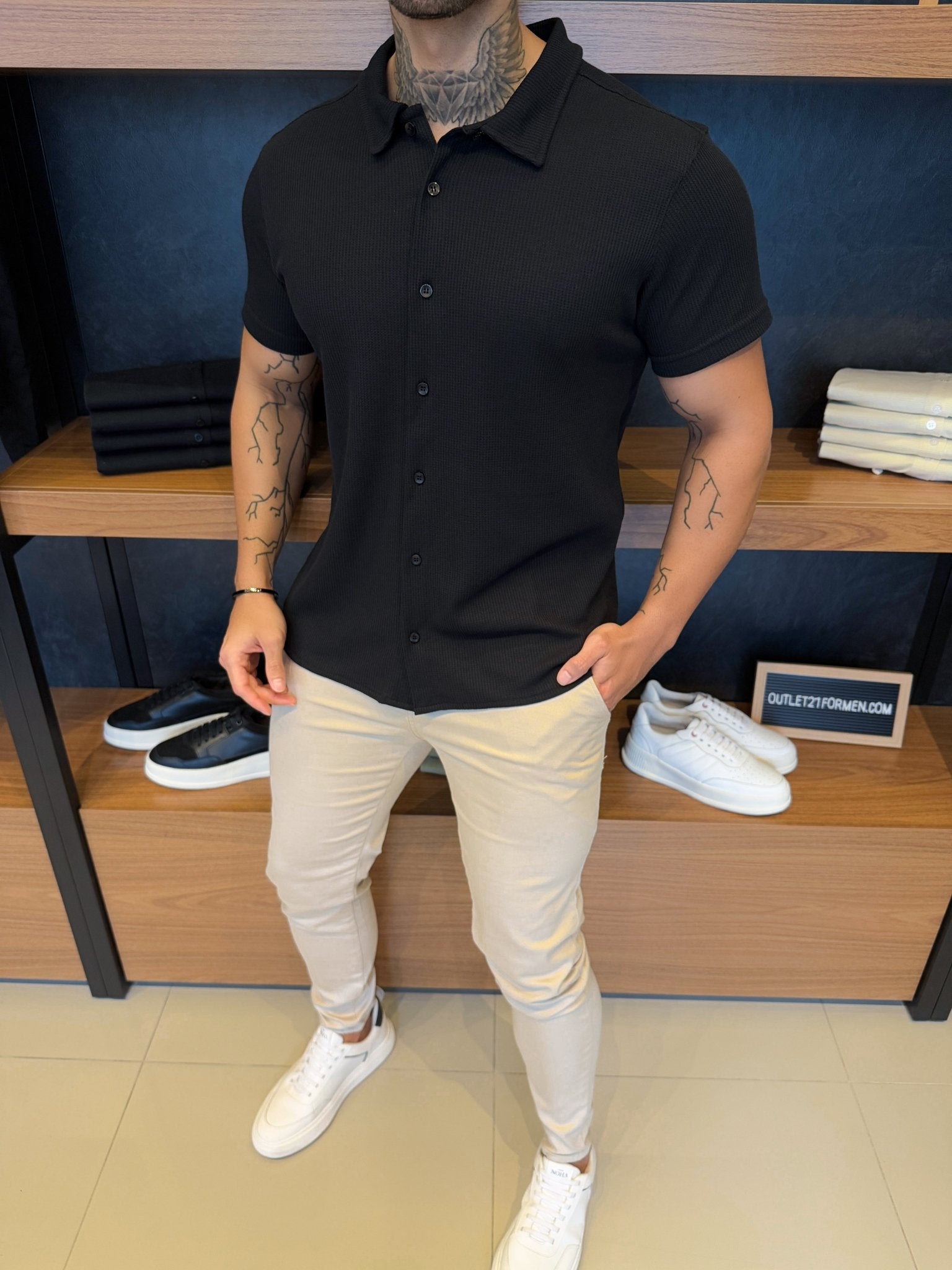 Camisa Moscou Manga Curta - Preta