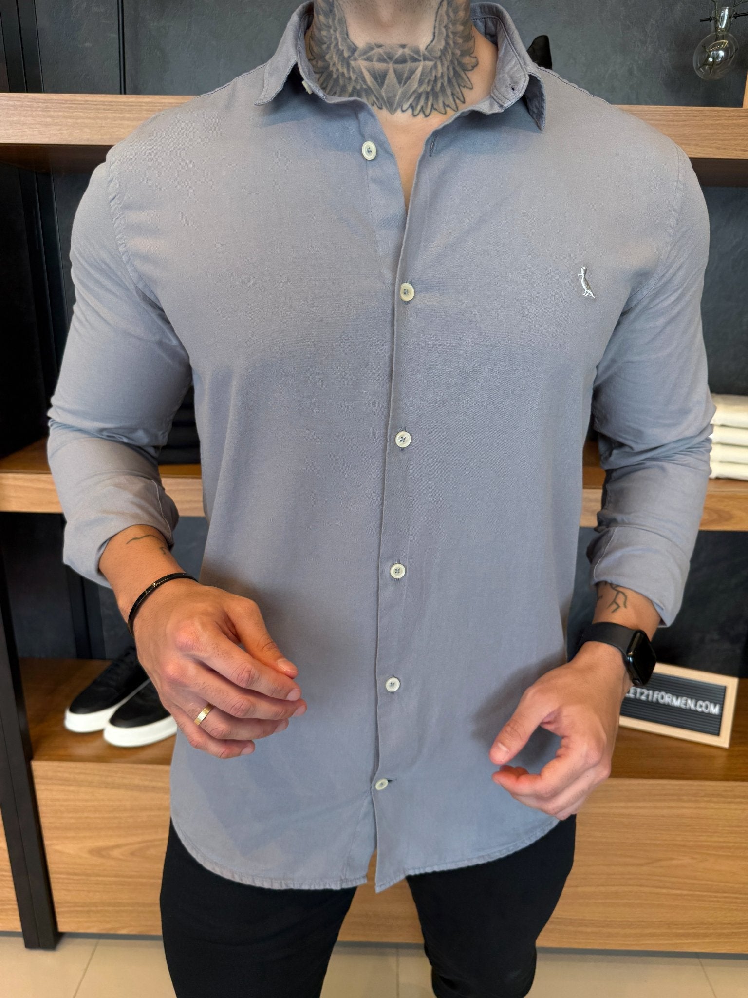 Camisa Reserva Manga Longa Monocromática - Cinza