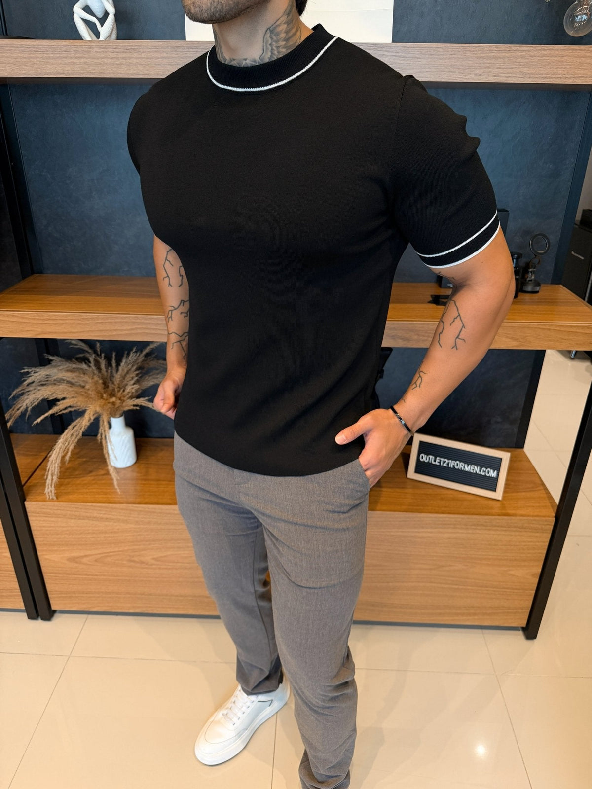 Camiseta Milano Tricot Detalhe Gola e Manga  - Preta