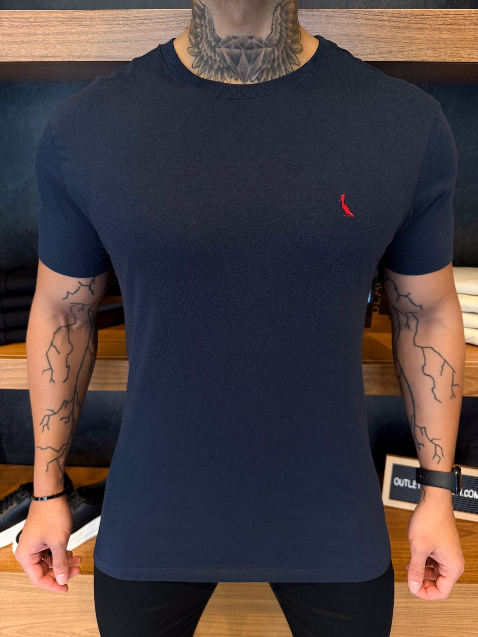 Camiseta Reserva Logo Peito Vermelho - Marinho