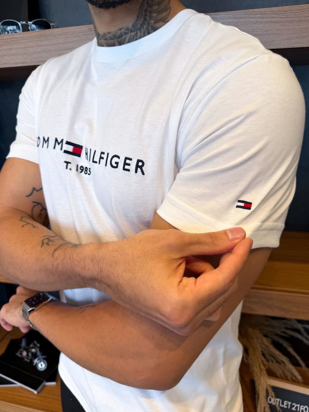 Camiseta Tommy Hilfiger Est 1985 - Branca