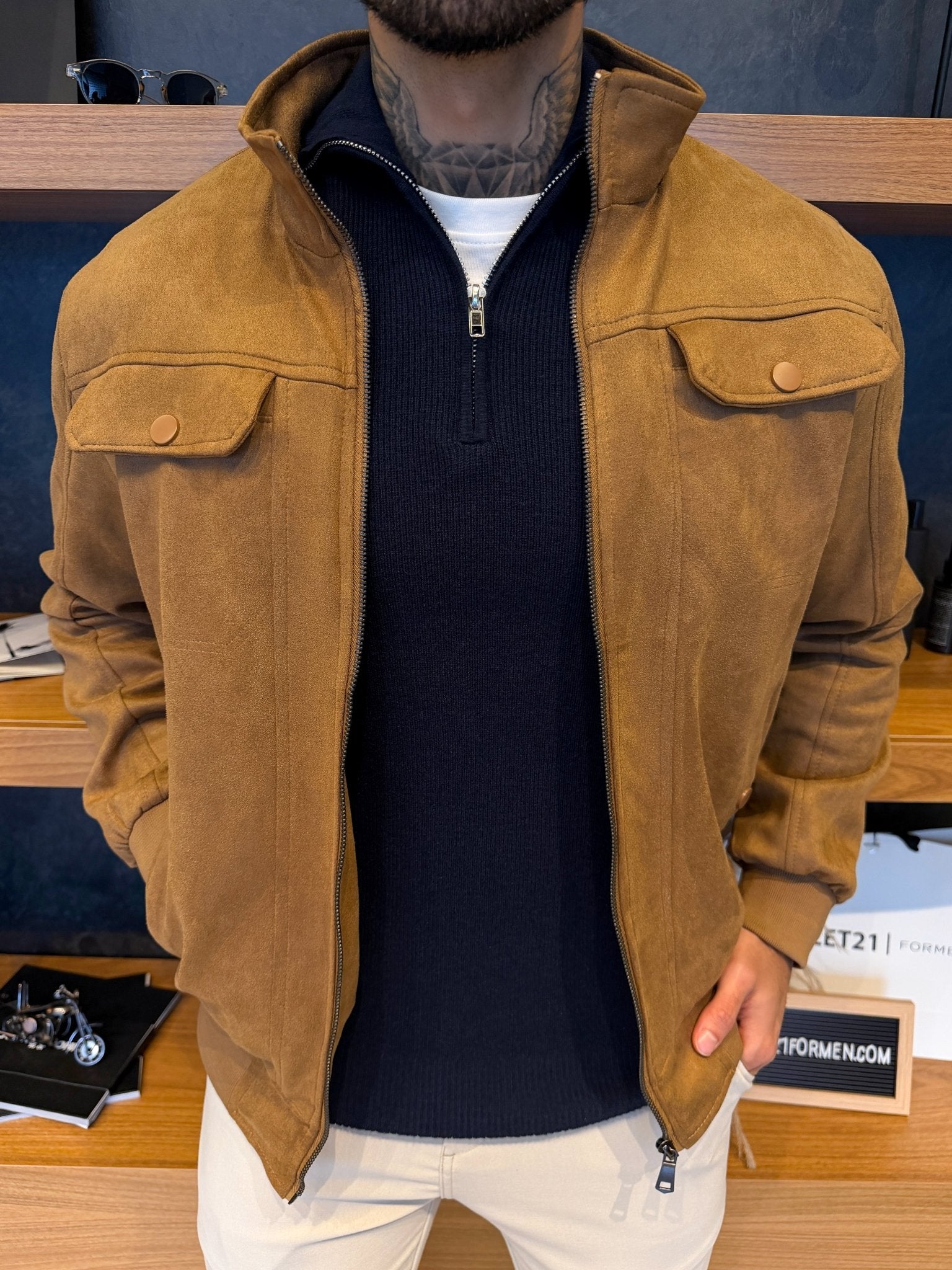 Jaqueta Trucker Suede Gola Alta - Marrom