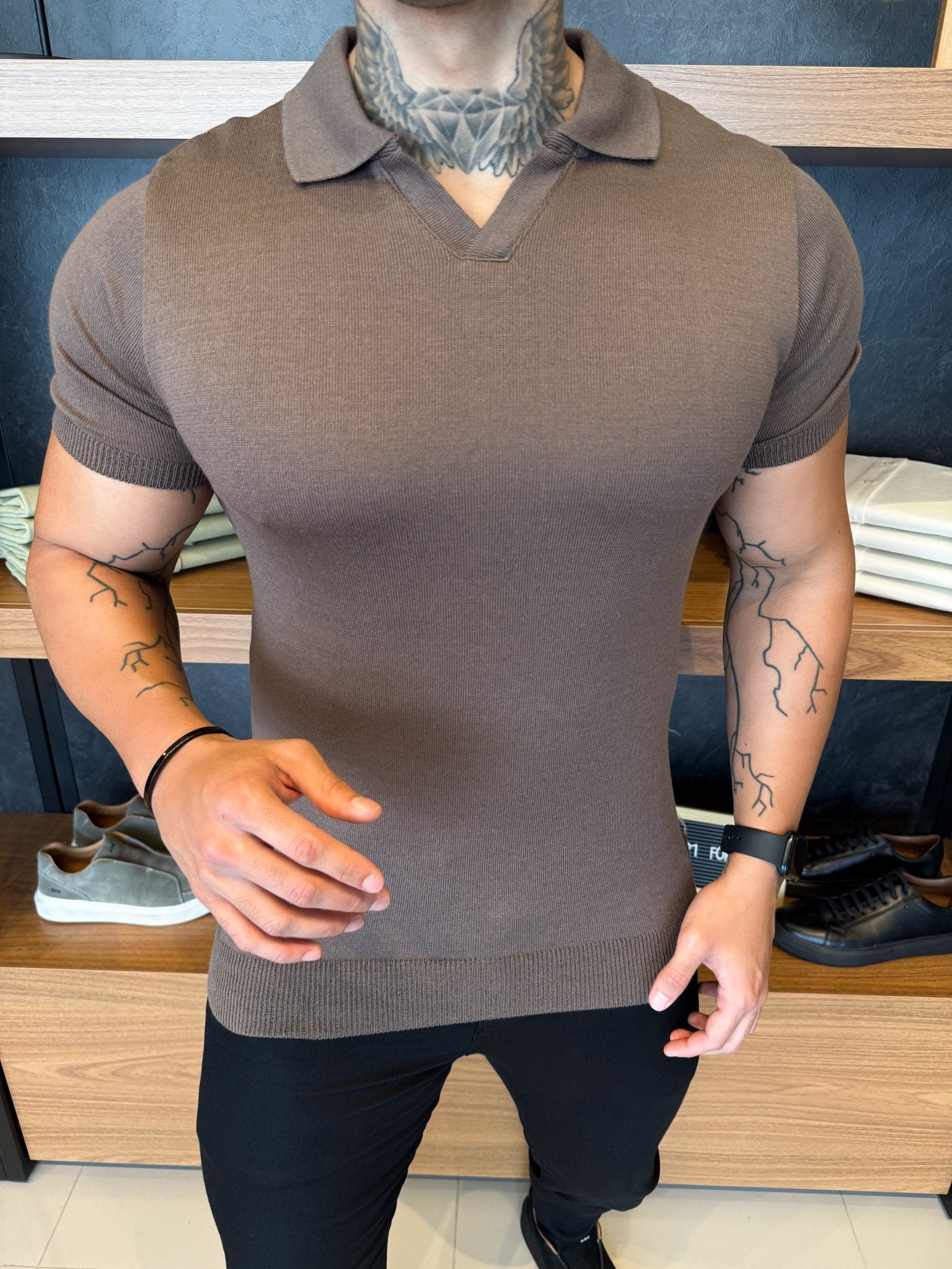 Polo Icon Tricot Gola V Marrom