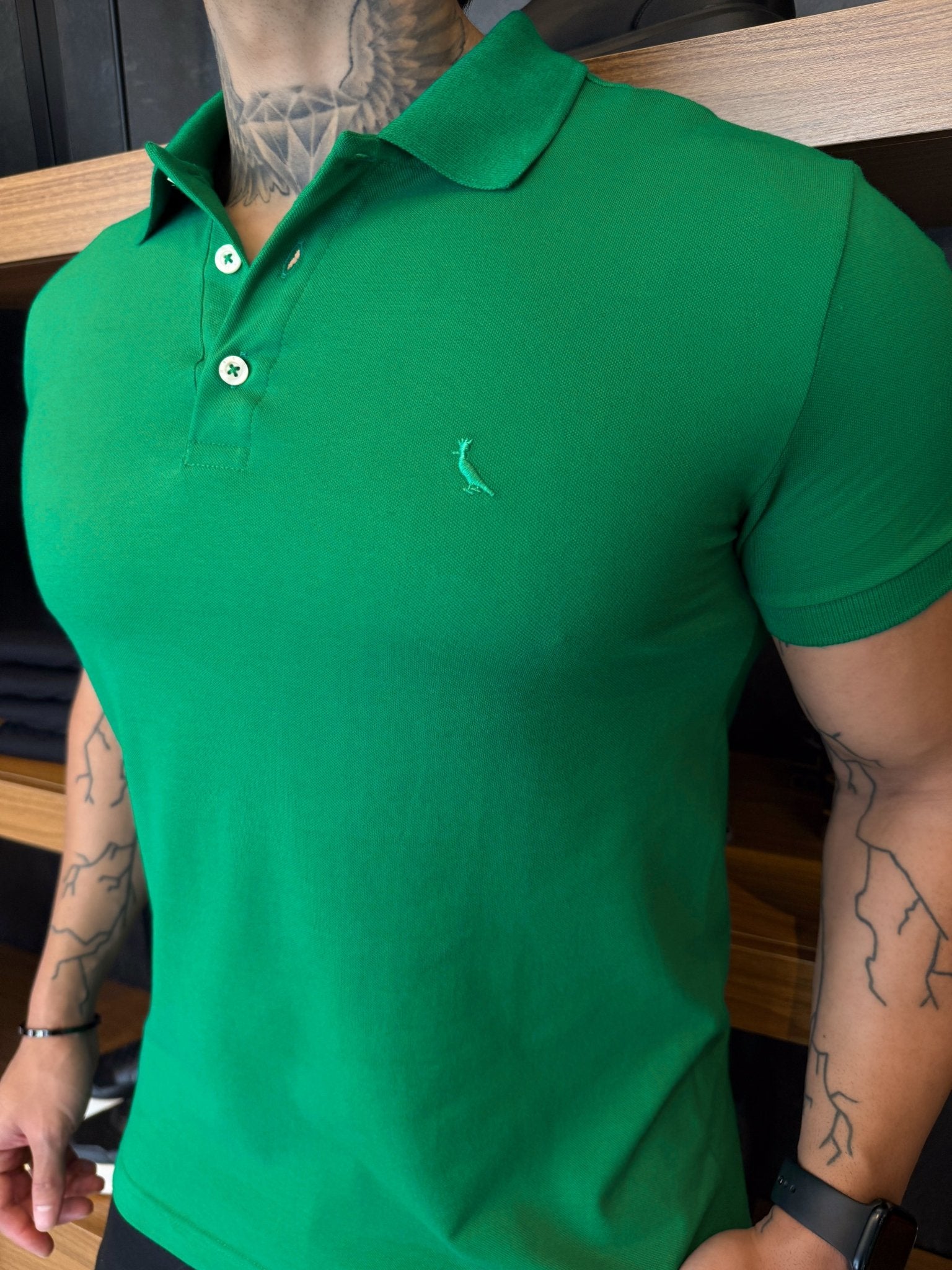 Polo Reserva Logo Peito Monocromática - Verde Bandeira