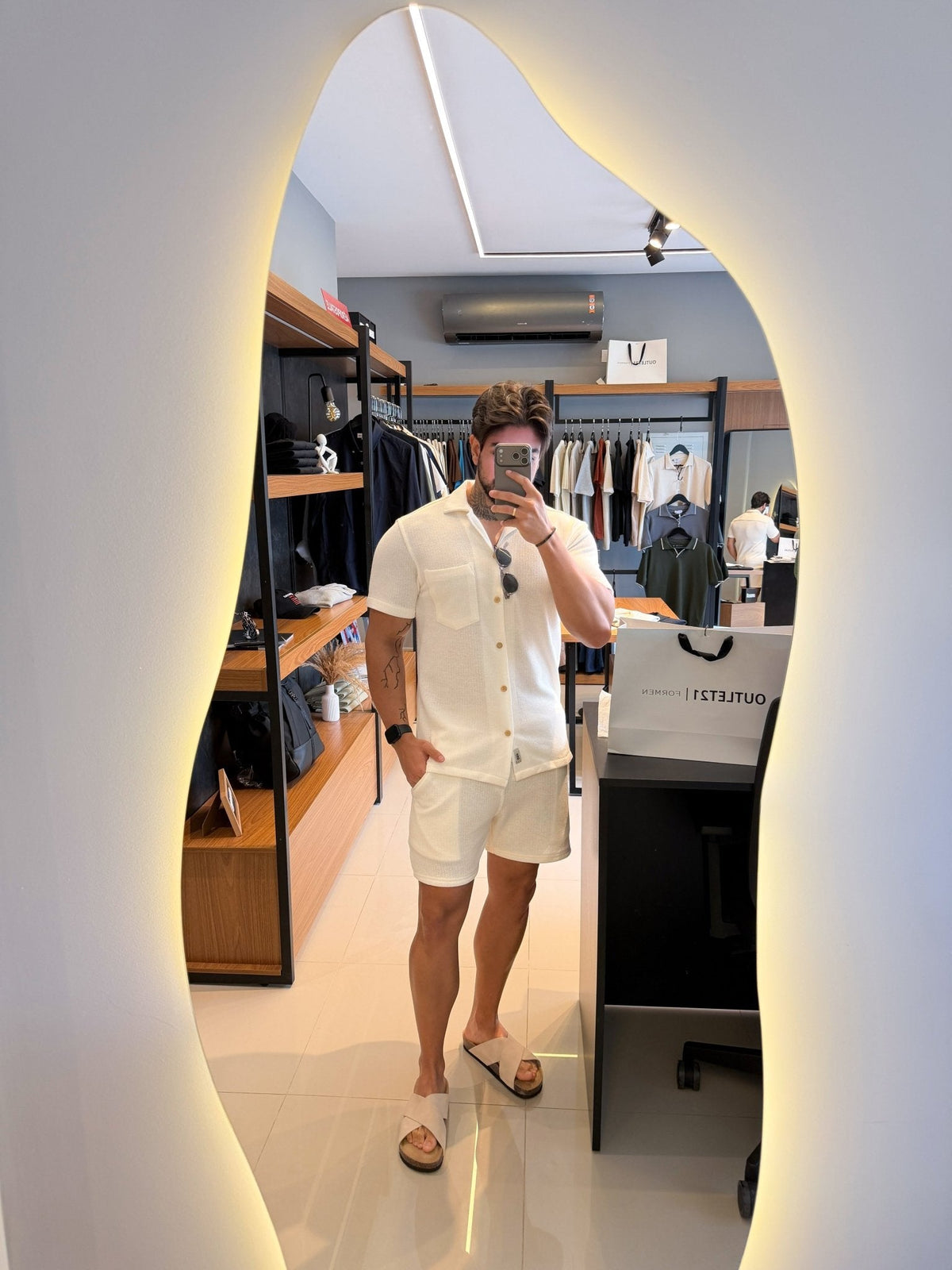 Short Riviera Texture - Off White