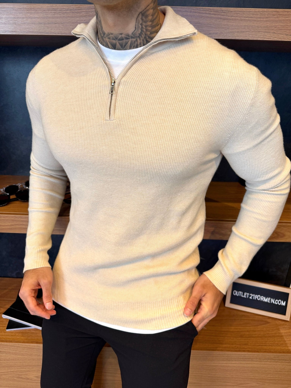 Suéter Roma Quarter-Zip Clássico - Bege Claro